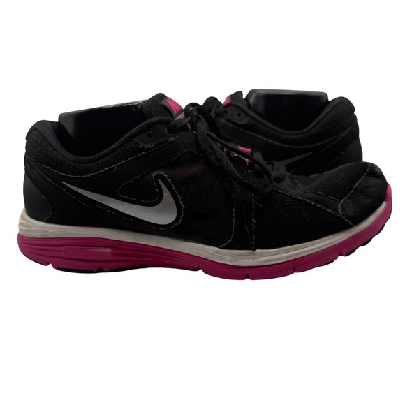 Nike Shoes - Nike Dual Fusion Run Women 11 Black Sneakers Athleisure Activewear Streetwear